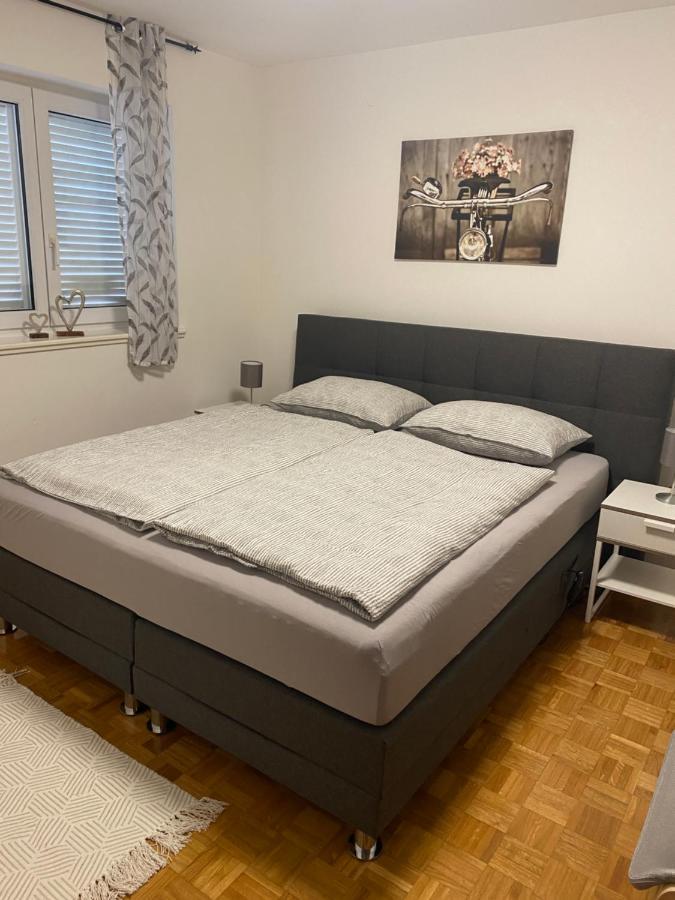 Apartment Privlaka Direkt Am Strand Mit Klima Und Neuem Badezimmer Haustiere Sind Willkommen Exterior photo